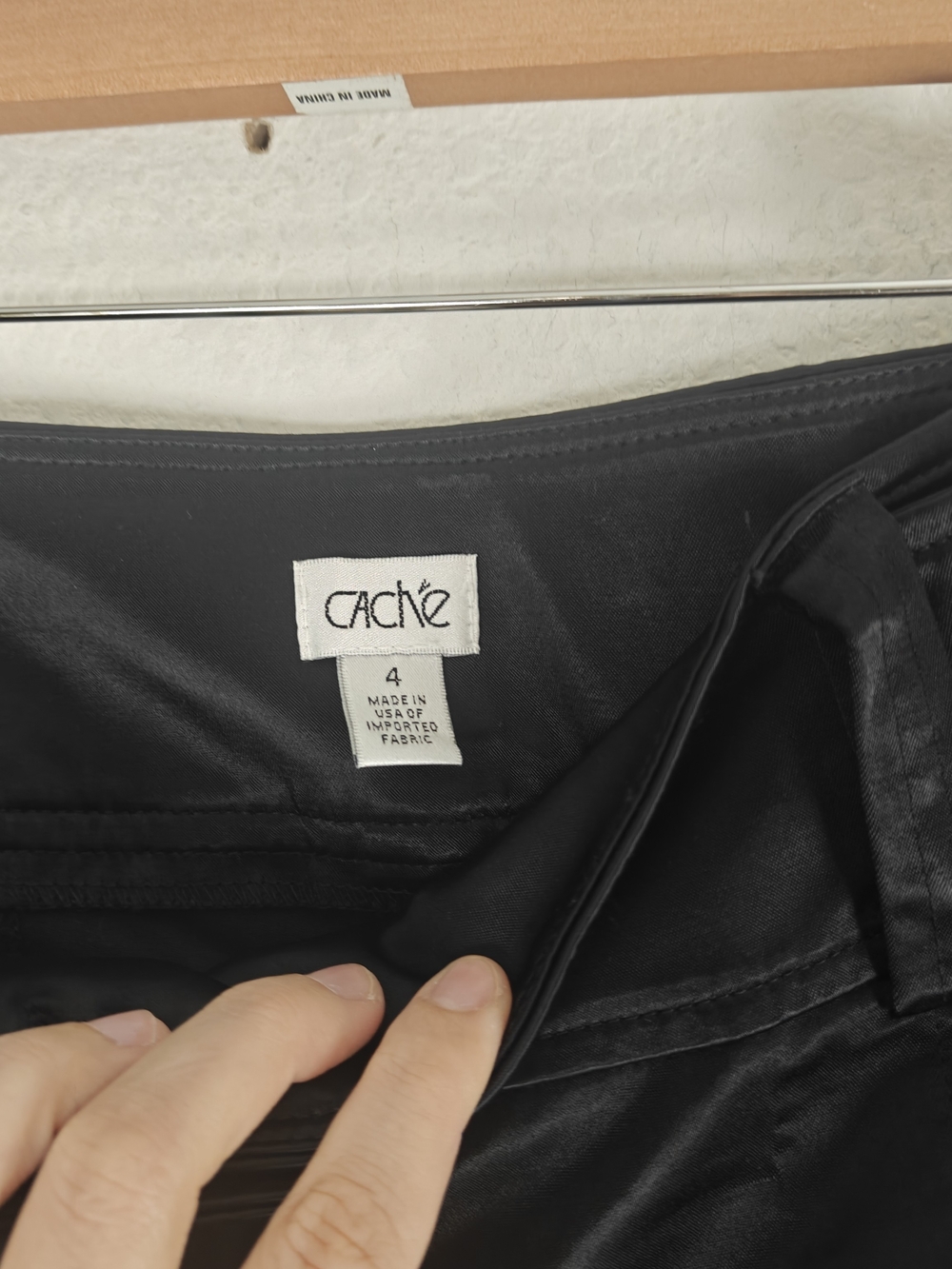 Vintage Cache Satin Capri Pants Low Rise Y2K Chic Size 4 - Picture 9 of 13